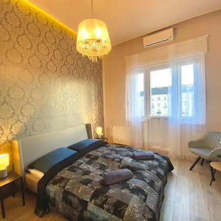 Luxury Buda Lejlighed *